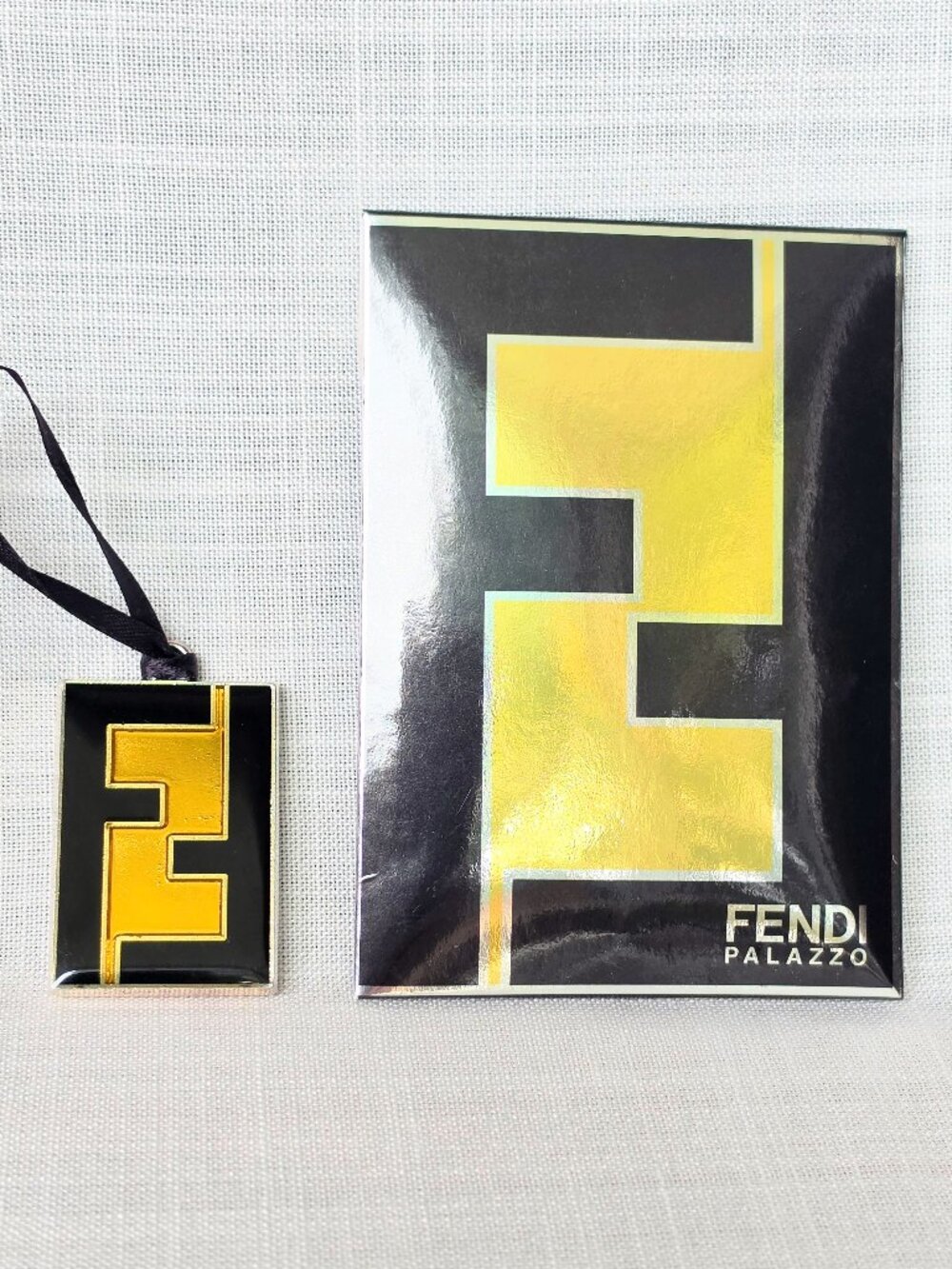 Fendi Palazzo 2007 Gold Tone FF Logo Solid Perfume Pendant Necklace Charm Rare**